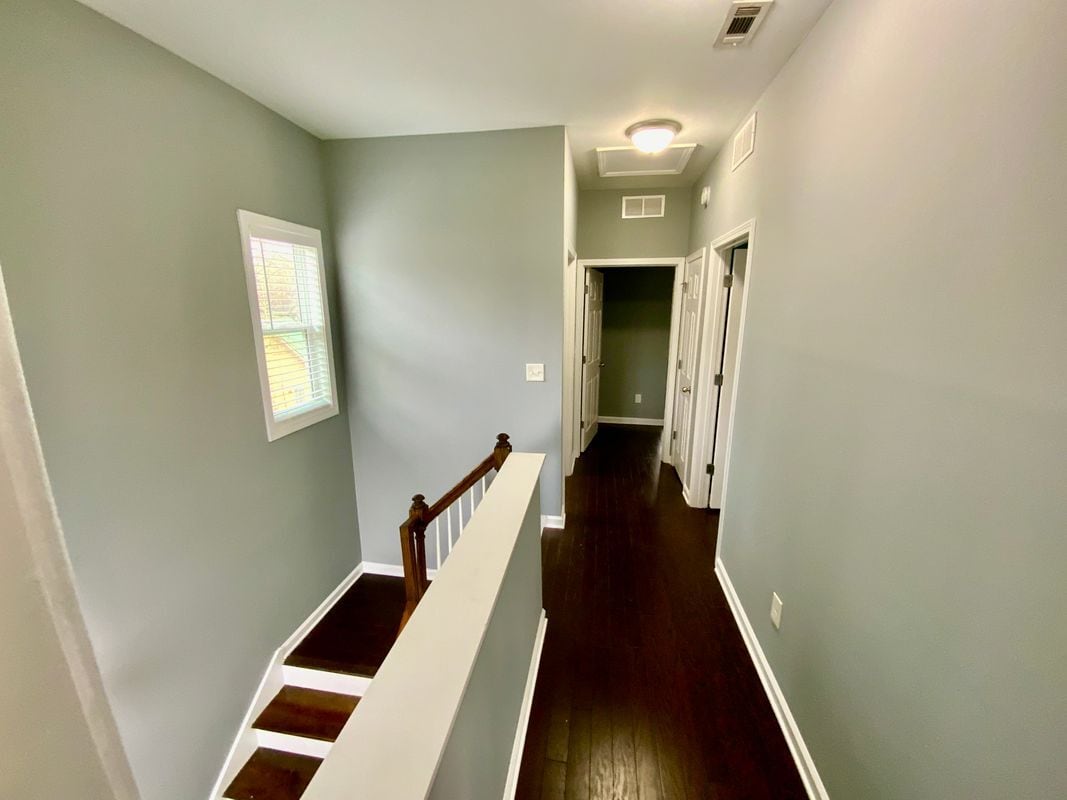 Building Photo - 294 Bass St SW