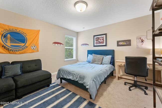 Building Photo - 22 Medio Dr