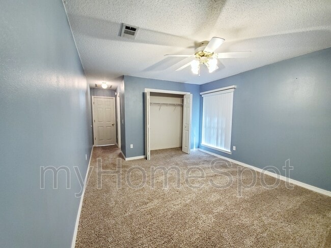 Building Photo - 4219 Spindlewick Dr