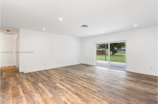 Building Photo - 17220 SW 83rd Ct