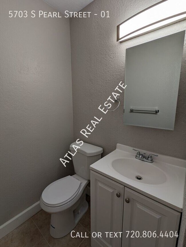 Newly Renovated 3 Bedroom Unit in Centennial 5703 S Pearl St