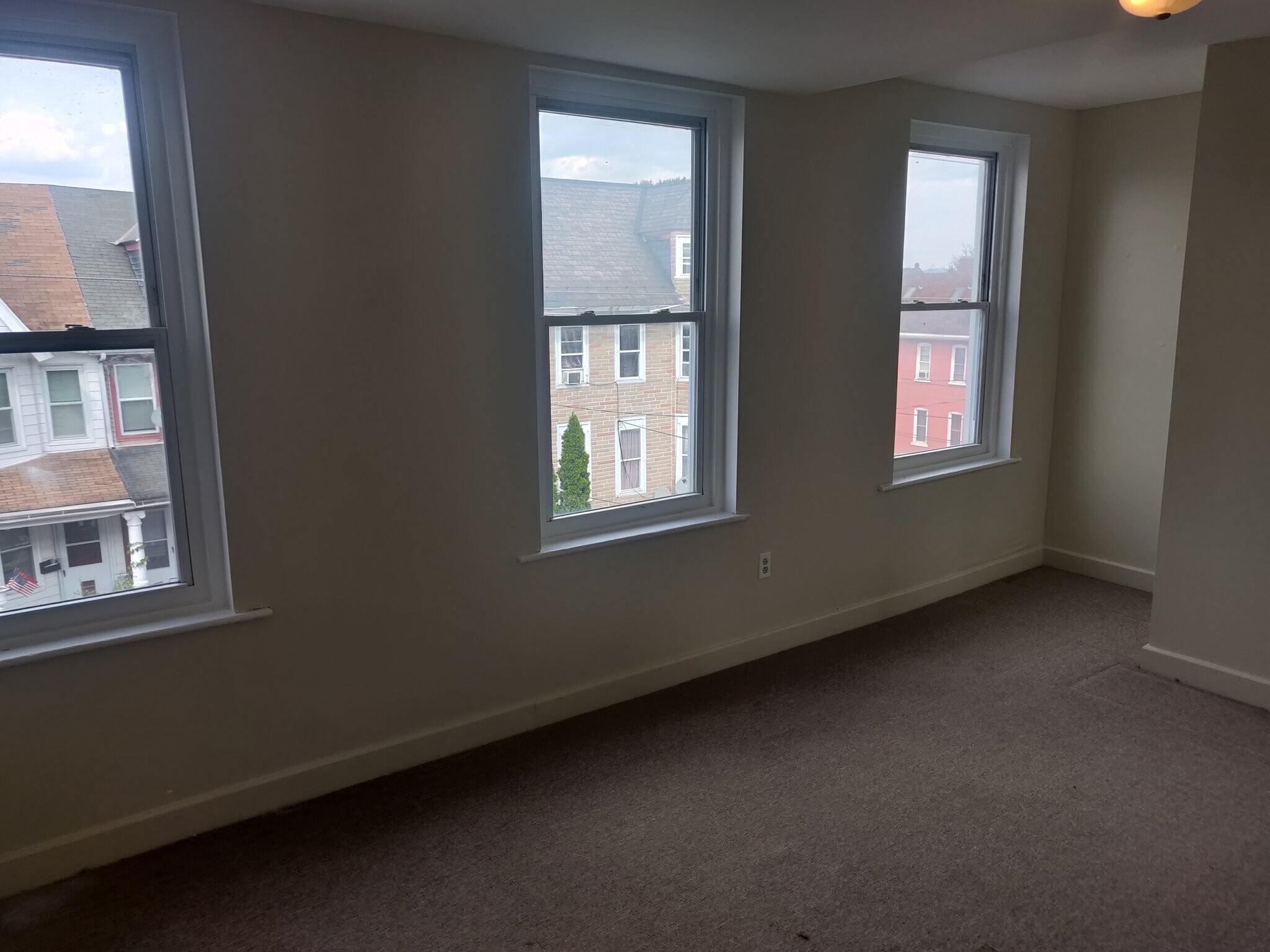 Building Photo - 1108-1112 Butler St