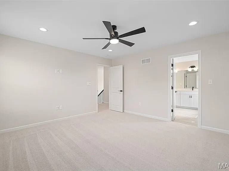 Building Photo - 3304 White Pine Dr