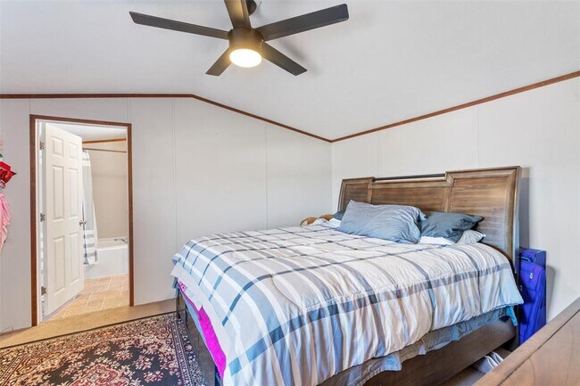 Building Photo - 16629 Manda Carlson Rd