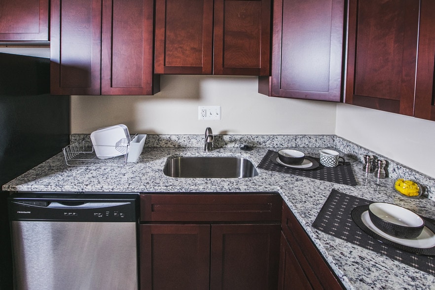 Building Photo - Milford Station