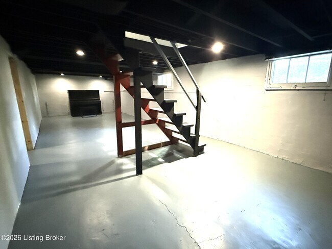 Building Photo - 3101 Teal Ave