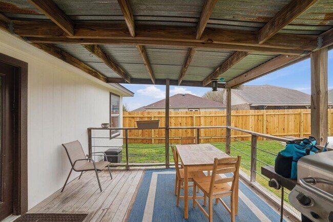 Building Photo - 411 Copper Ln