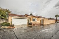 Building Photo - 5173 Panguitch Dr