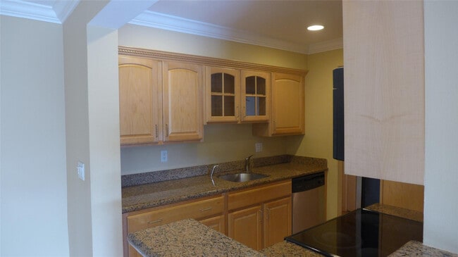 Building Photo - 1515 E Broward Blvd