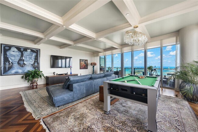 Building Photo - 1100 Biscayne Blvd