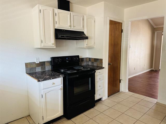 Building Photo - 912 Woodview Dr