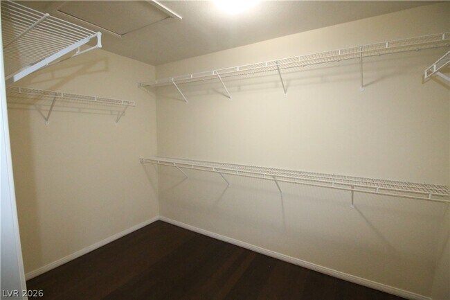 Building Photo - 1520 Vía Cassia