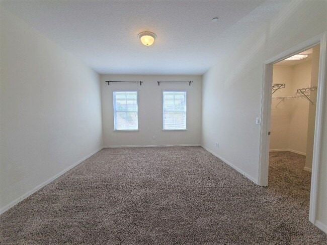Building Photo - 3br 2.5ba at OVIEDO ON THE PARK. Tile floo...