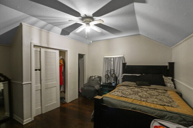Building Photo - 408 Northside Cir