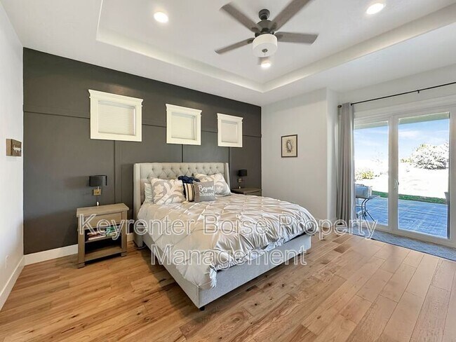 Building Photo - 9216 W Mirror Pond Dr