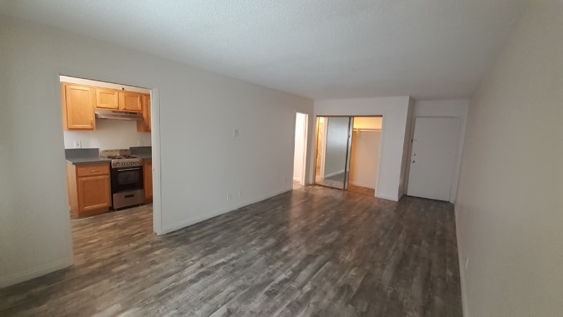 Primary Photo - 5929 Laurel Canyon Blvd