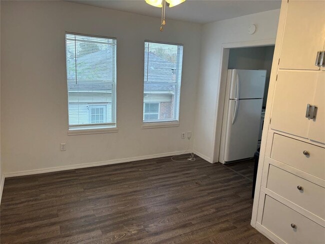 Building Photo - 1840 NW 12th St