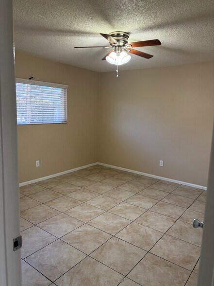 Bedroom - 375 Vernon Drive