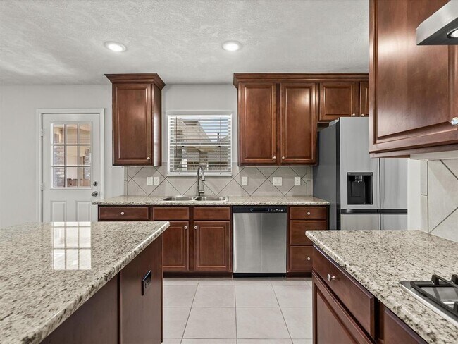 Building Photo - 3320 Pedregal Rd
