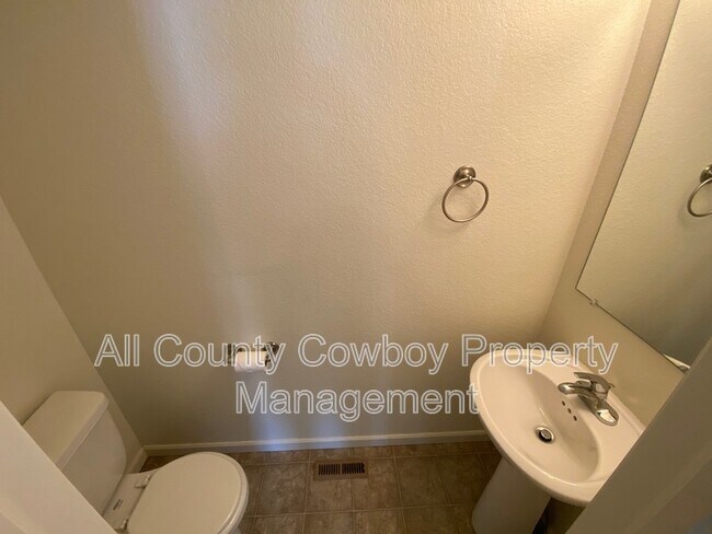 Building Photo - 4041 Little Moon Trail