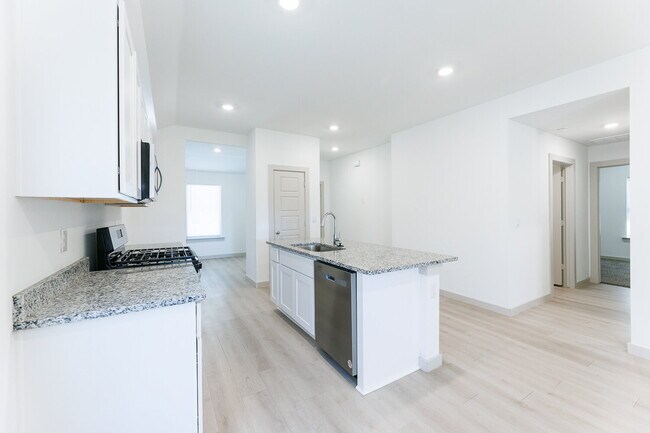 Building Photo - "Charming 3-Bedroom Home in Frenship ISD"