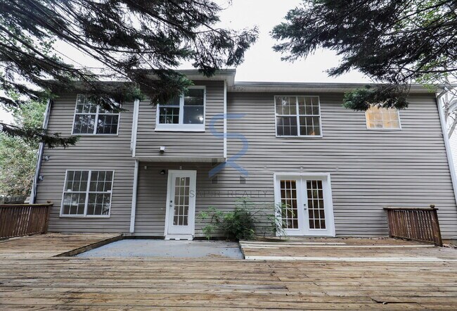 Building Photo - 742 Bridgewood Ct