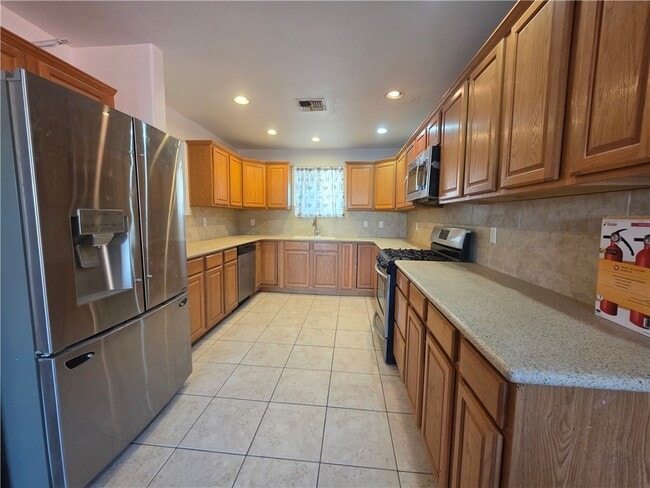 Building Photo - 1041 Citrus St