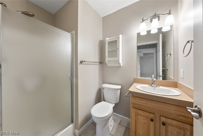 Building Photo - 11531 Riverview Ct