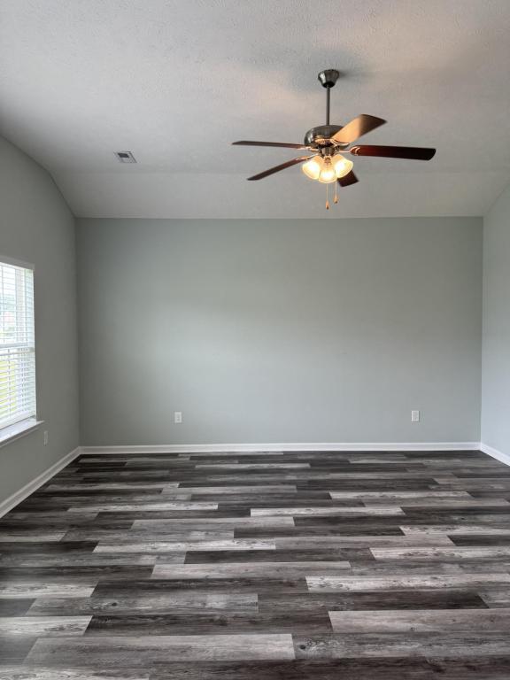 Building Photo - 462 Levanto Rd