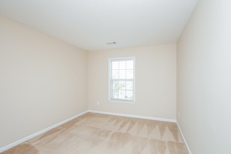 Building Photo - 8855 Grappe Trace
