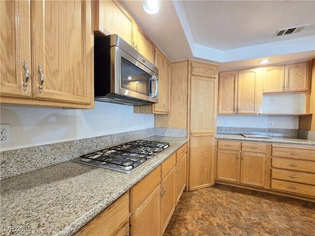 Building Photo - 3697 Ferndale Cove Dr