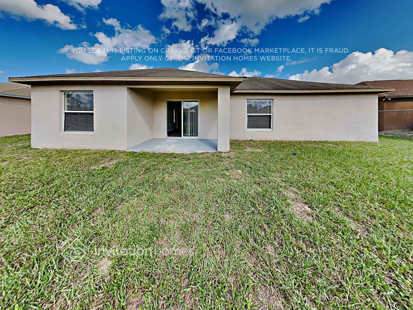 Building Photo - 327 Huron Dr