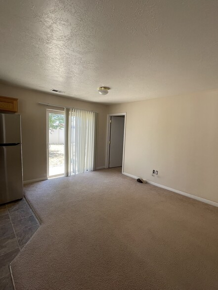 Building Photo - 703 W 1225 N