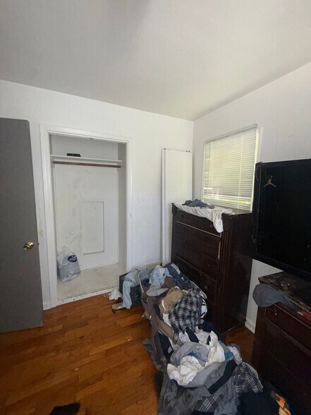 Building Photo - 2625 Seneca St
