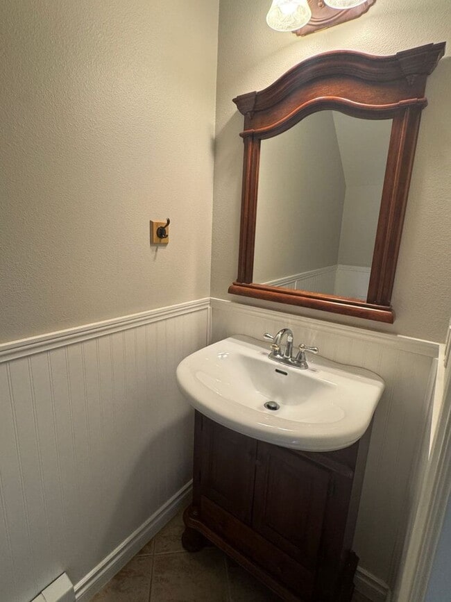 Building Photo - 4901 S Binnacle Dr