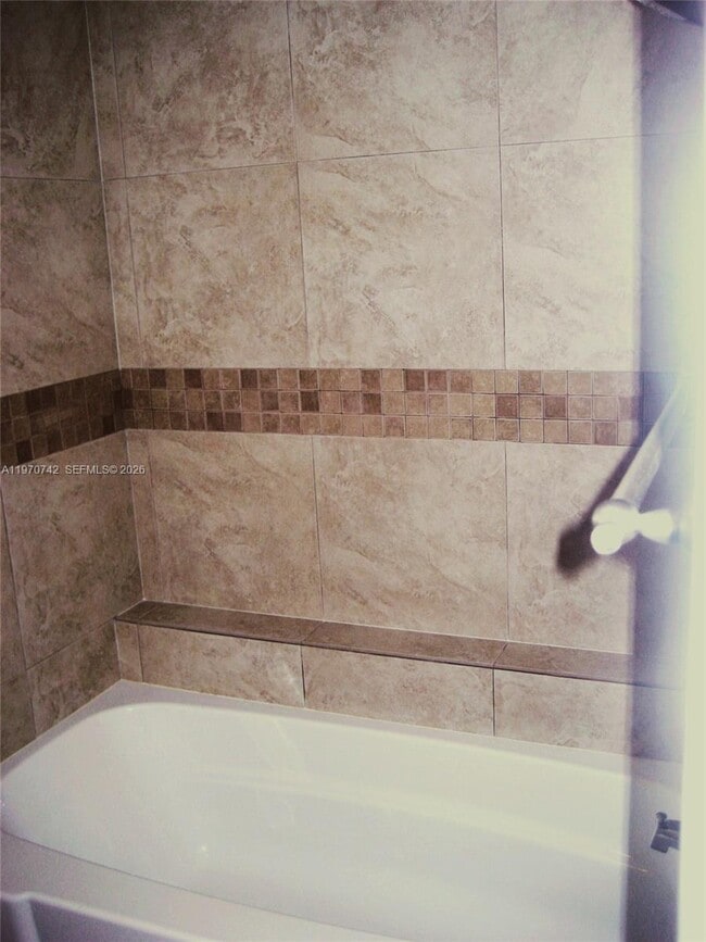 Building Photo - 16051 Blatt Blvd