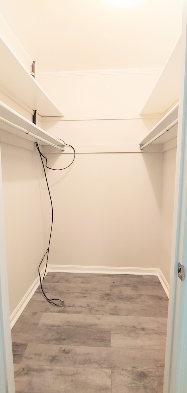 Master Bedroom Walk-In Closet - 9750 Bunker Hill Ln