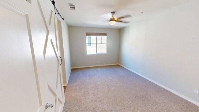 Building Photo - Move In Special - $1000 off first month's rent with a year lease with a January move in
