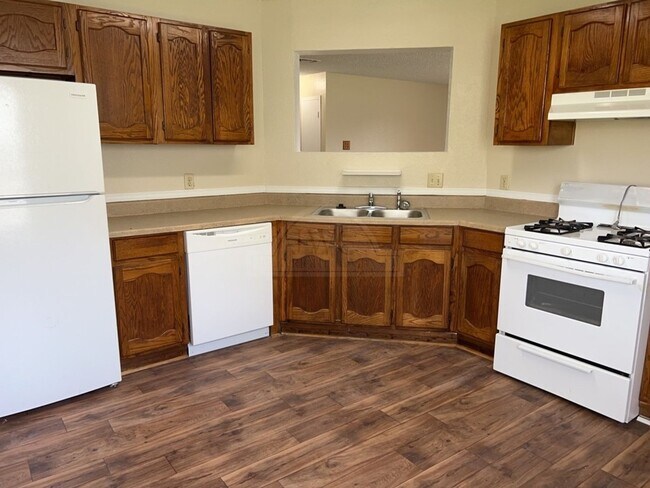 Building Photo - 1516 Jefferis Ave