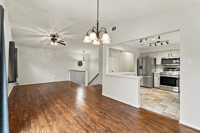 Building Photo - 7744 Champion Pines Dr