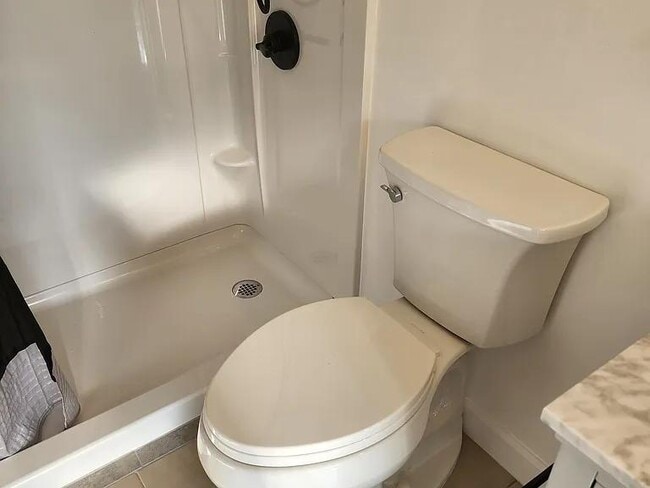 Building Photo - 5383 Manauwea St