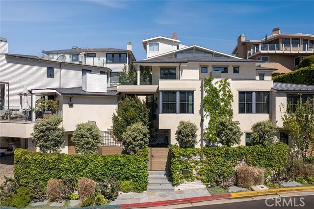 Building Photo - 27 Emerald Bay