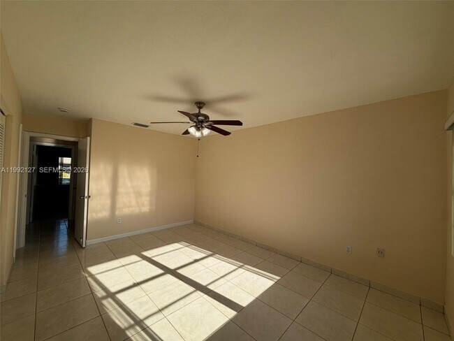 Building Photo - 11938 SW 122nd Ct