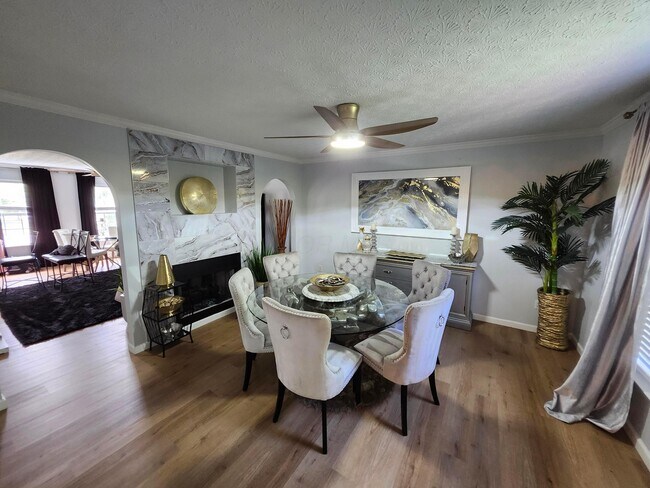 Building Photo - 8178 Slate Ridge Blvd