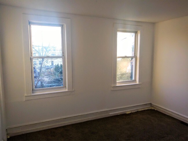 Building Photo - 663 Dumbarton Ave