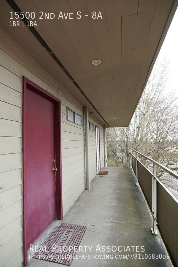 Building Photo - 15500 2nd Ave S