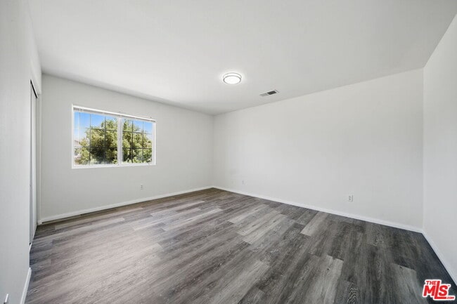 Building Photo - 3702 Las Palmas Ave
