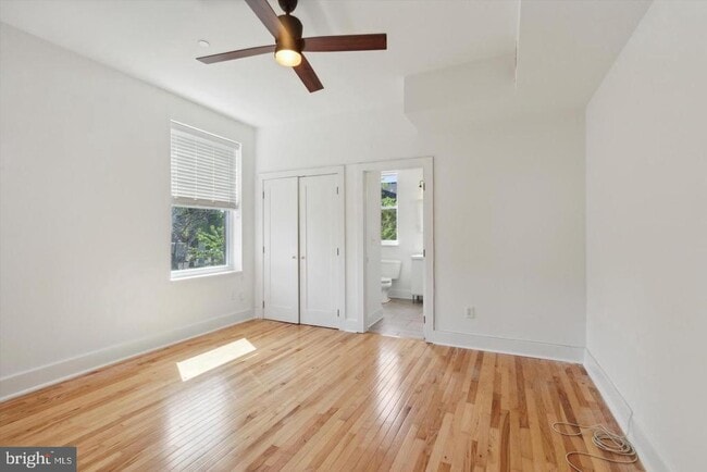 Building Photo - 4815 Chester Ave