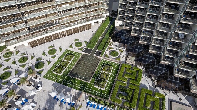 Building Photo - 9701 Collins Ave