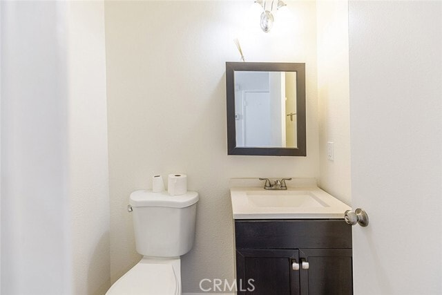 Building Photo - 2061 E Aroma Dr